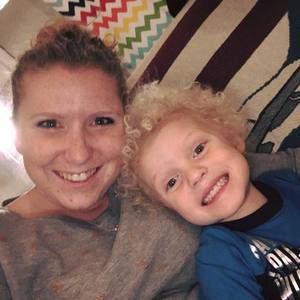 Meet your Posher, Carolyn